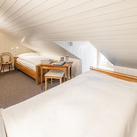 Hotel Nest- Und Bietschhorn Blatten  Room photo