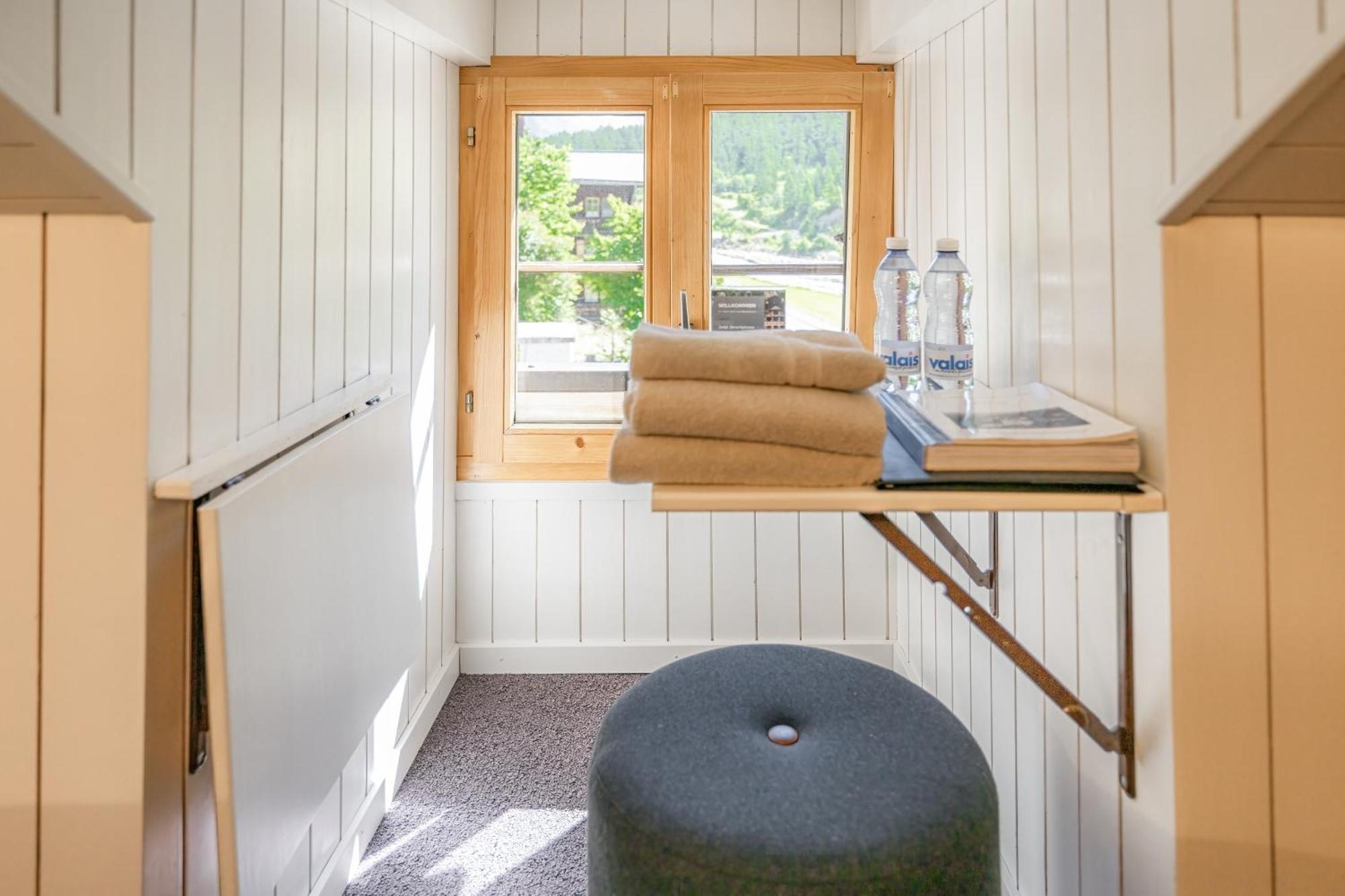 Hotel Nest- Und Bietschhorn Blatten  Room photo